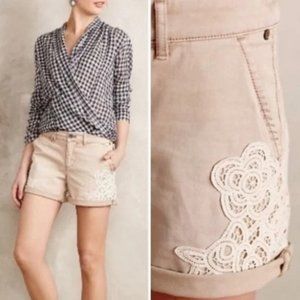 Anthropologie PIlcro Hyphen shorts with lace embroidery size 29